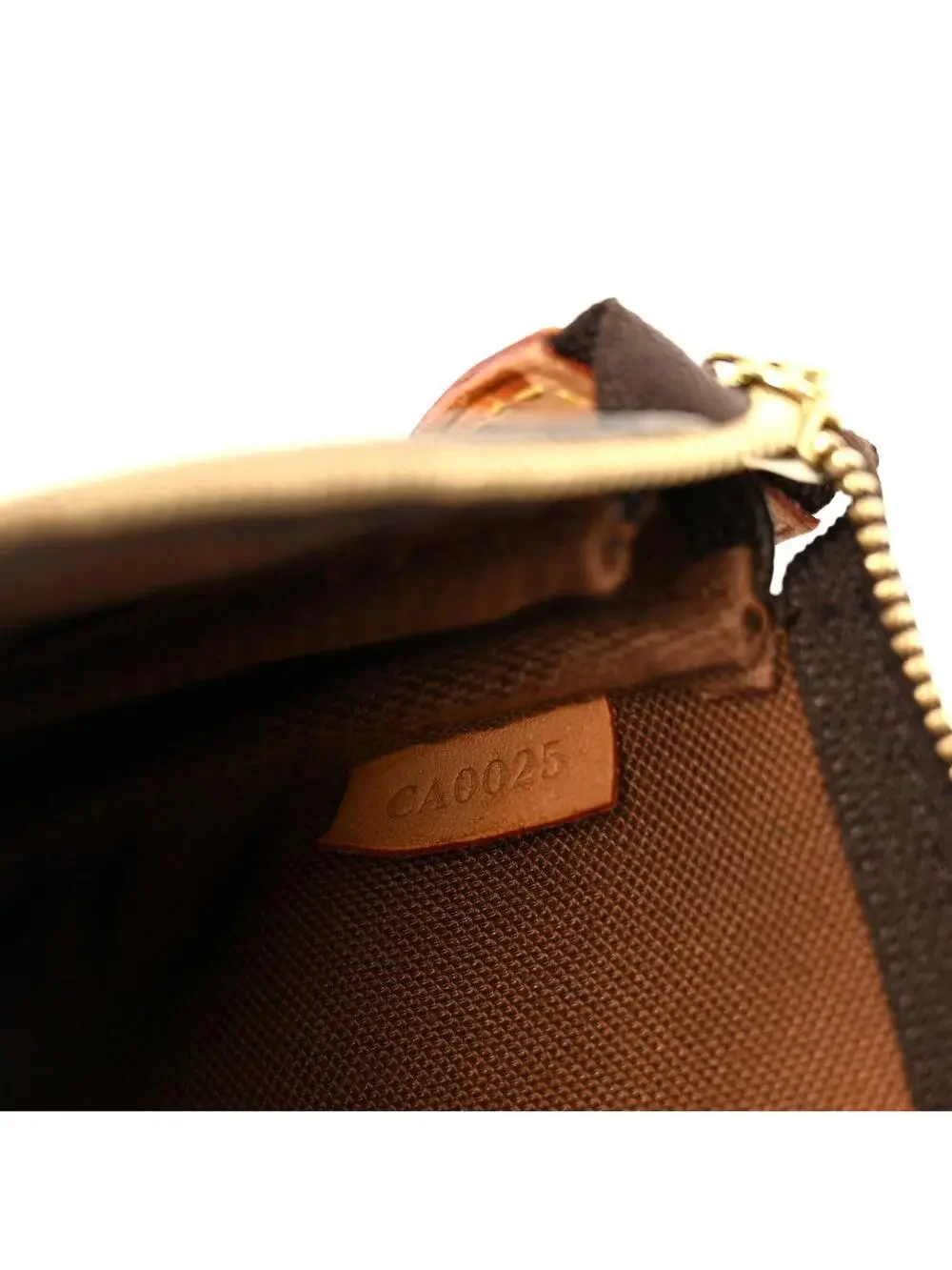 Louis Vuitton Pochette Accessories #290043L95B